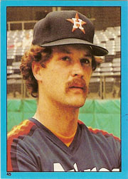 1982 Topps Baseball Stickers     045      Bob Knepper
